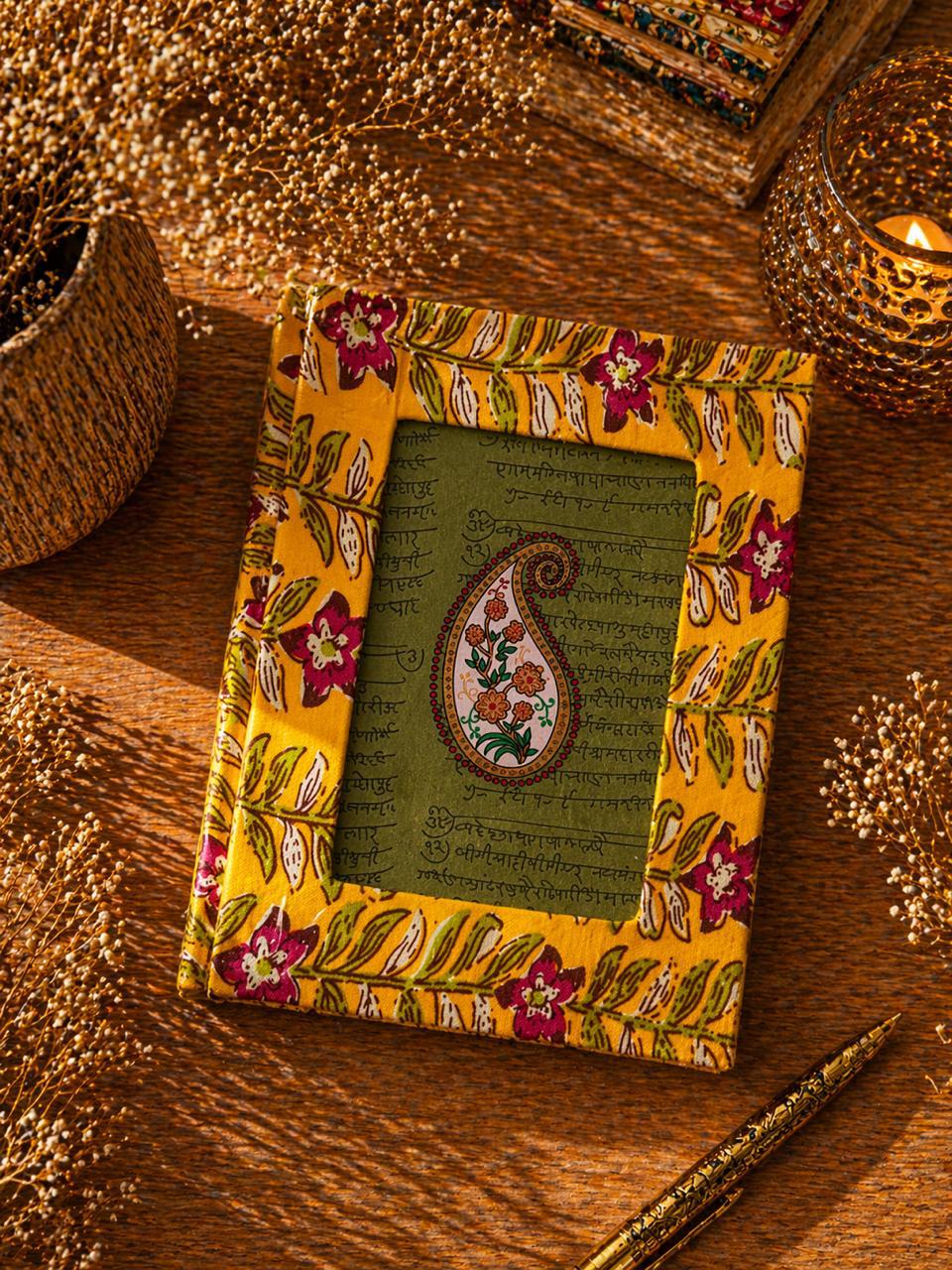 Paisley photo frame diary